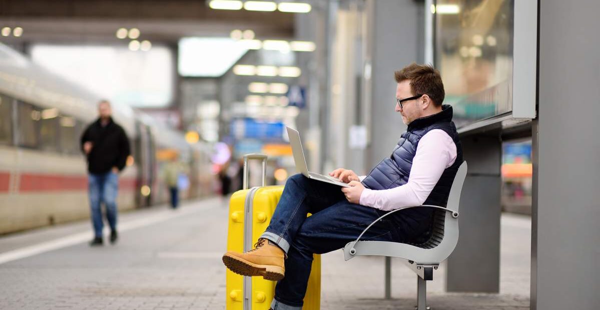 📢 Image qui illustre un article sur le : SNCF, Hub, Wi-Fi, Hub One, Gares &