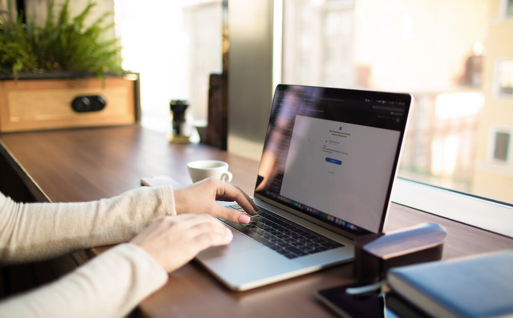 📢 Image qui illustre un article sur le : rédacteur, web, plus, rédacteur web, rédaction web